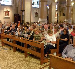 AOBR 2014 07 05 LA BASILIQUE MARSEILLE CEREMONIE COMMEMORATIVE DU MASSACRE DU 5 07 1962 A ORAN (16)